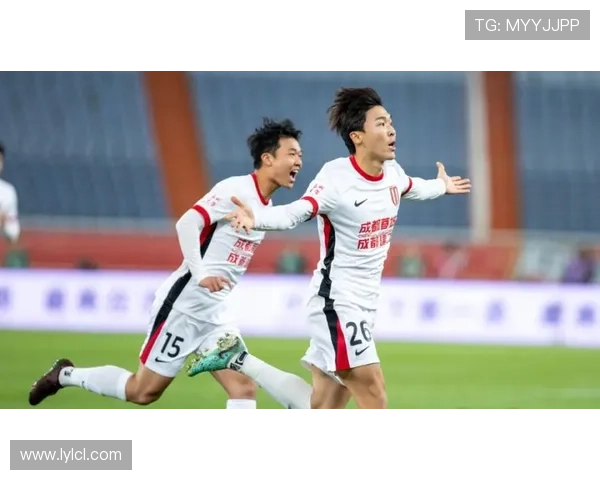 冬窗多队追求元敏诚 辽宁铁人转会费占优