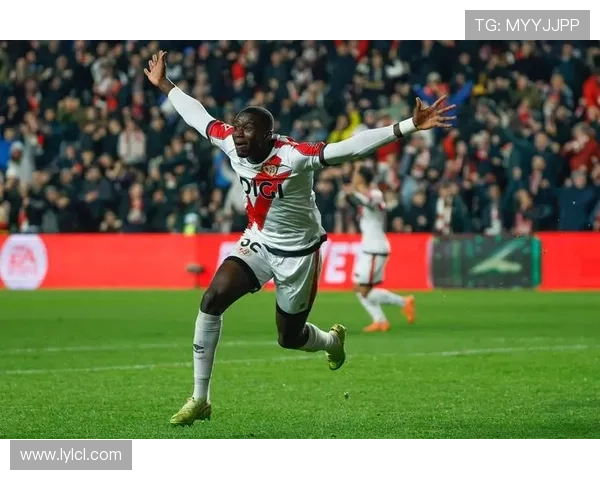 巴列卡诺顽强追平1-3最终战平